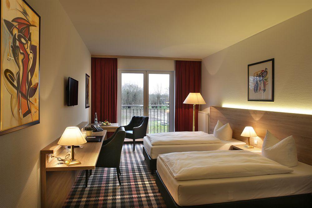 Hotel Premotel-Premium Motel Am Park คาสเซล ภายนอก รูปภาพ